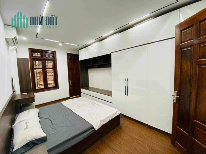 NHÀ XINH HOÀNG ĐẠO THÀNH - PHÂN LÔ - CÁCH NHÀ RA Ô TÔ TRÁNH - 33M2 - KHÔNG CHUNG CỔNG