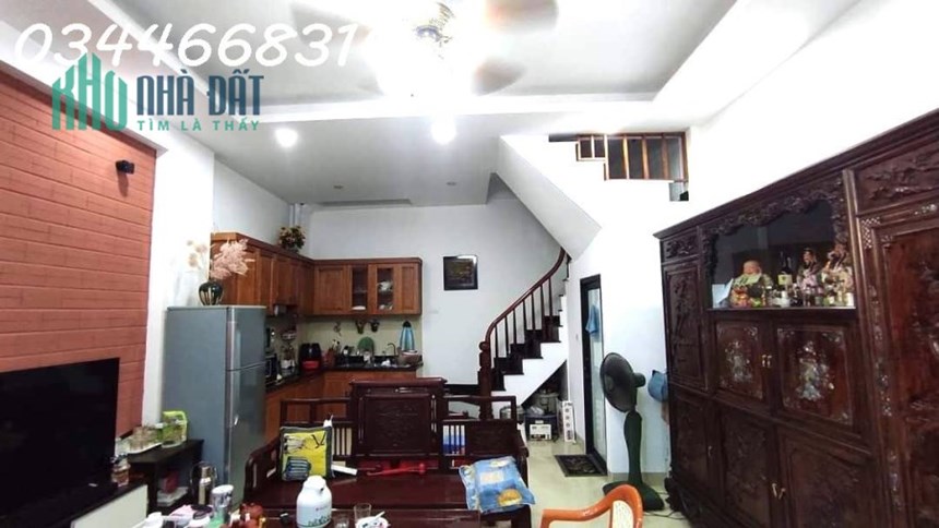 Bán nhà Ngọc Thụy, ô tô đỗ cửa, 45m2 5 tầng giá 3.9 tỷ
