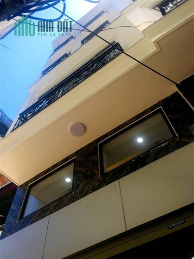 BÁN NHÀ 5 TẦNG KIM GIANG MỚI KÍNH KOONG 36M2, MT 3.7M, GIÁ 4.65 TỶ, Ô TÔ 10M