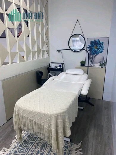 Sang nhượng thanh lí toàn bộ Spa đầy đủ máy móc thiết bị bạn chỉ cần xách mông vào là hoạt động
