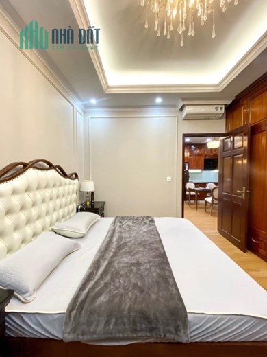 GIÁ BÁN NHÀ ĐẸP LÔ GÓC Ô TÔ CỬA - LẠC LONG QUÂN . DIỆN TÍCH 38 M2 + 4 TẦNG . GIÁ 4.88 TỶ