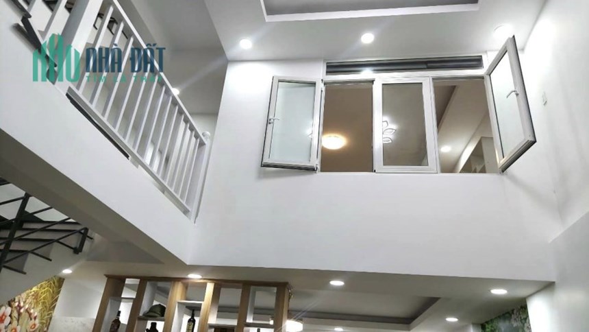NHÀ ĐẸP - THOÁNG MÁT- HẺM XE HƠI - CÁCH BỆNH VIỆN LÊ VĂN THỊNH 1 KM- BÌNH TRƯNG ĐÔNG , QUẬN 2 60M2