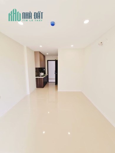 Đang có căn 37m2 tại Nguyễn Văn Linh Q.7; có rèm, máy lạnh 9tr/th
