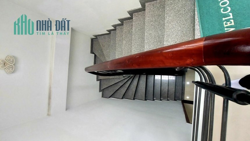 Bán Mặt Tiền Kinh Doanh 4Mx15M 4Tầng Đường Tân Sơn Nhì quận Tân Phú.