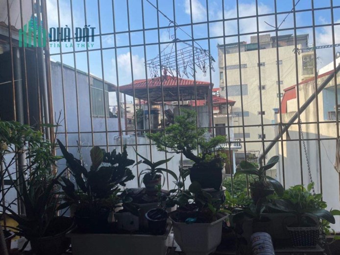 BÁN NHÀ NGÕ 93 GIÁP NHỊ, HOÀNG MAI, DÂN XÂY CHẮC CHẮN Ở LUÔN, 3PN, 35/40M2 * 4T* 3.8 TỶ.