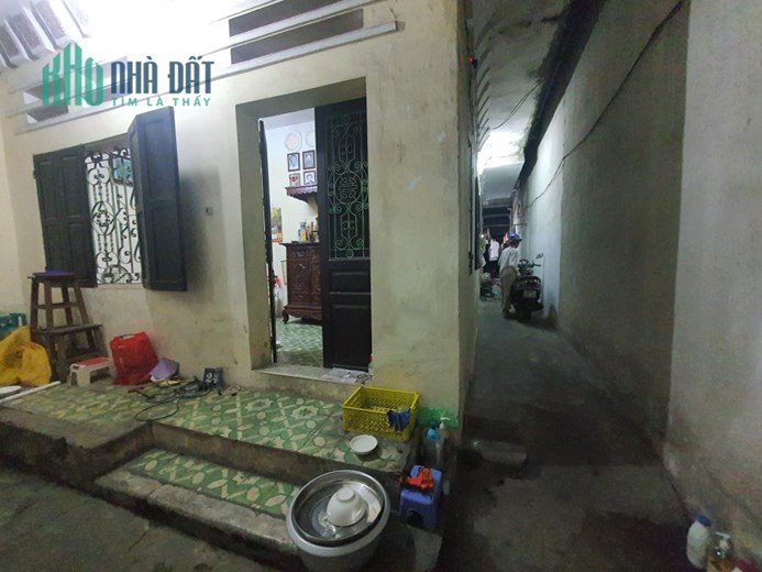 TRUNG TÂM ĐỐNG ĐA, GIÁP LĂNG BÁC, QUỐC TỬ GIÁM, 150M, 4T, MT 7M, Ô TÔ TRÁNH, KINH DOANH, 0937651883.