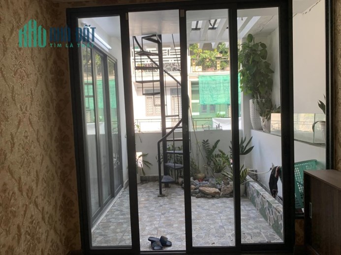 GIÁM ĐỐC AGRIBANK ĐỔI NHÀ TO-BÁN GẤP BIỆT THỰ SÂN VƯỜN MINI- 85m2- Ô TÔ NGỦ TRÁNH NHAU