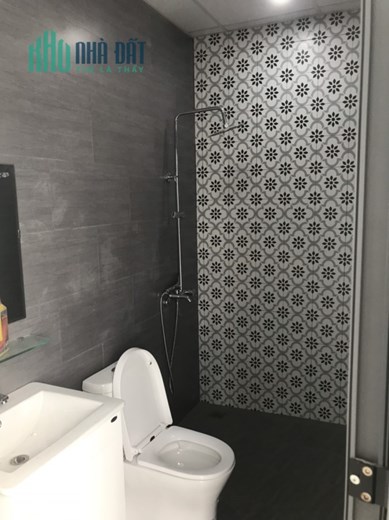 Cho thuê gấp căn hộ chung cư 1 ngủ phường Tứ Liên, Tây Hồ