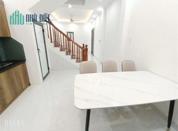 Hiếm Nhà rộng gần Linh Đàm, DT 55mx3T Ôtô đỗ, Diện tích rộng, giá 3.95 tỷ