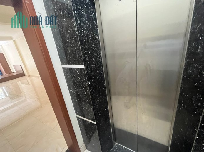 Cho thuê phòng trọ khép kín tháng máy tại Trần Duy Hưng, Cầu Giấy, Hà Nội.