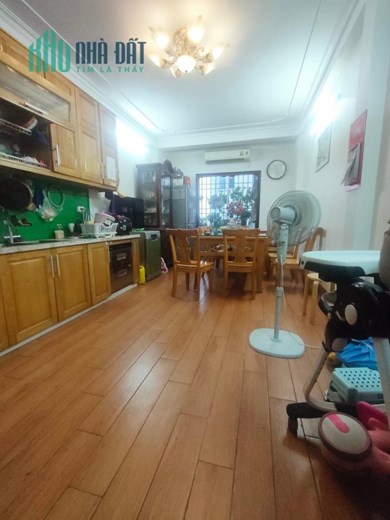 Bán nhà mặt phố Giáp Nhất Thanh Xuân Kinh Doanh - Vỉa Hè 28 tỷ 5, căn góc
