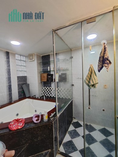 BÁN NHÀ PHỐ LÃNG YÊN, 42M2 - 5 TẦNG - 5 NGỦ, PHÂN LÔ, Ô TÔ TRÁNH, DÂN TRÍ CAO, NHỈNH 7 TỶ