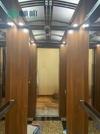 Trung tâm Trâu Quỳ bán nhà 6 tầng mặt phố Thành Trung 61m2 thang máy.0982852808