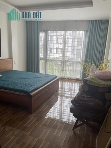 Trung tâm Trâu Quỳ bán nhà 6 tầng mặt phố Thành Trung 61m2 thang máy.0982852808