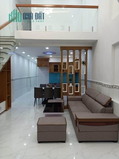 64m2 / 3Tầng ( 4x16m), 4 tỷ Thương Lượng, Phạm Văn Chiêu