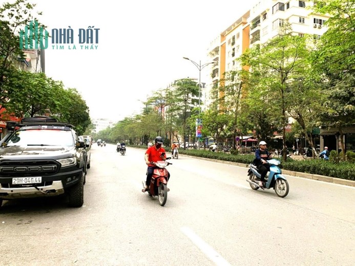 Bán đất Mặt phố MỸ ĐÌNH, 135M, tặng nhà 5 tầng, 34 tỷ, vỉa hè, ô tô tránh, KD sầm uất