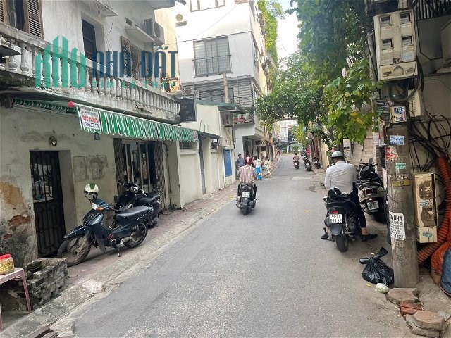 Bán nhà mặt ngõ 82 Yên Lãng, Đống Đa 25m2x5 tầng - Gara Ô tô, Kdoanh chỉ 3,9 Tỷ.