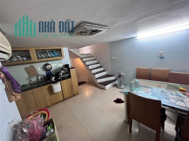 Bán nhà mặt ngõ 82 Yên Lãng, Đống Đa 25m2x5 tầng - Gara Ô tô, Kdoanh chỉ 3,9 Tỷ.
