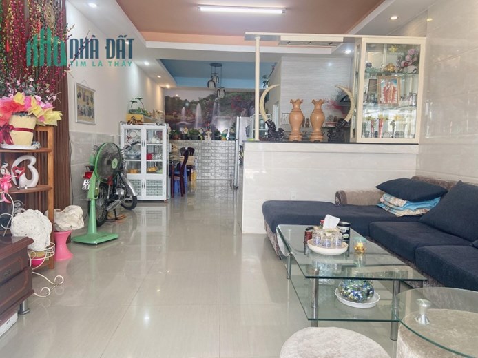 ( Đại Hạ Giá ) Bán gấp nhà đẹp thích hợp ở liền đường Cổ Loa, Đà Lạt giá 6.7 tỷ còn 5.6 tỷ