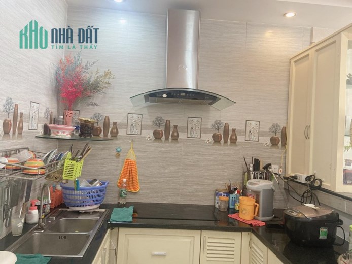 ( Đại Hạ Giá ) Bán gấp nhà đẹp thích hợp ở liền đường Cổ Loa, Đà Lạt giá 6.7 tỷ còn 5.6 tỷ