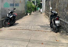 bán nhà cấp 4, hẻm oto đường Số 28, P. Linh Đông, Diện tích 135 m², Giá 6 Tỷ