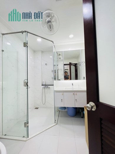 XUẤT CẢNH  BÁN  NHÀ MẶT TIỀN THẠCH THỊ THANH, P. TÂN ĐỊNH, QUẬN 1  (5,5 x 22m)  5 TẦNG, NHÀ MỚI ĐÚC