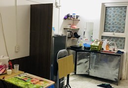 Cho thuê gác xép (1-2 nguoi ở) 1,6 triệu/tháng, 1 phòng ngủ 2,2 tr/tháng ( mát lạnh, chỉ xách vali