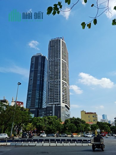 Nhượng nhanh văn phòng 600m2 - 1050m2 tòa Discovery Complex, Cầu Giấy, tiêu chuẩn cao cấp