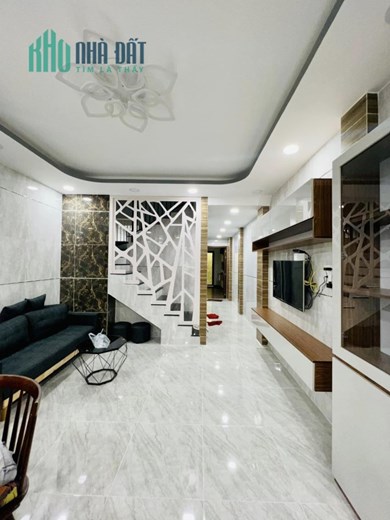 GẤP BÁN NHÀ 4 TẦNG BÙI VĂN BA, 70M2, RỘNG 4,6M BỀ THẾ CHỈ 6 TỶ NHỈNH