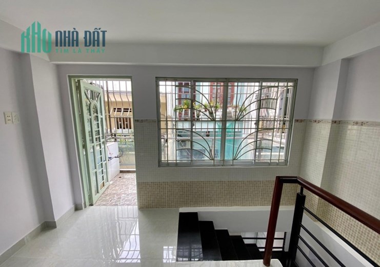 Bán nhà Ung Văn Khiêm, P25, Bình Thạnh, 50m2, 4 tầng, 4x12,5, giá chỉ 4ty690