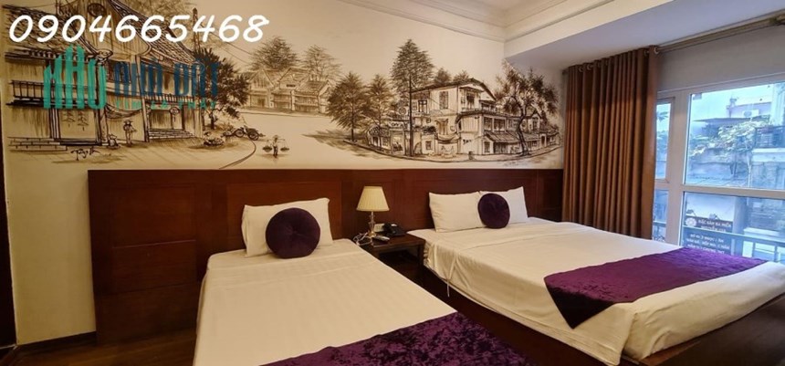 Bán tòa Khách sạn Phố cổ Hà Nội đẹp như mơ, 9 tầng thang máy, view Hồ Gươm.