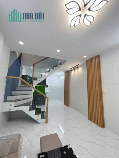 NGAY CV ĐƯỜNG 29&24 KHU TÊN LỬA,NHÀ NHỎ ĐẸP VÀO Ở NGAY, ĐỪNG 4M Ô TÔ SÁT CỬA.