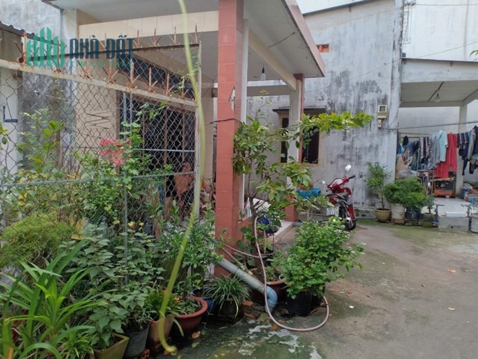 Bán nhà HBG, đường Kha Vạn Cân, 100m2, giá chỉ hơn 3 tỷ.