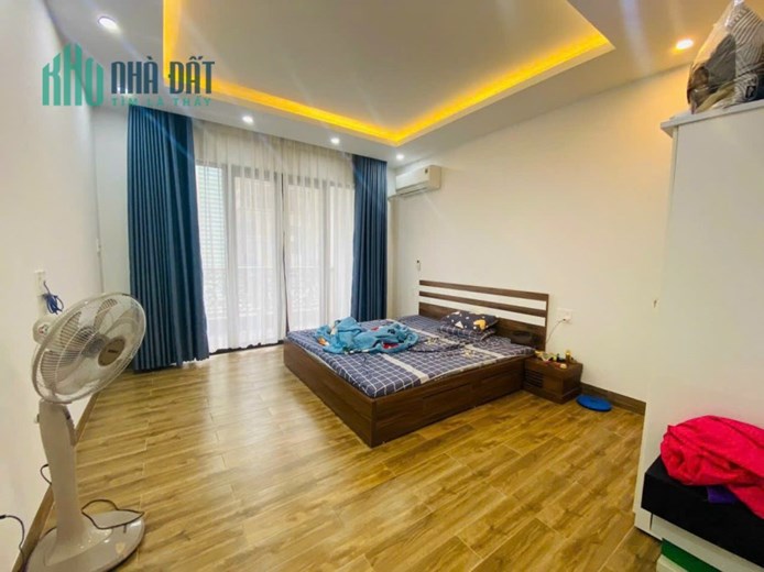 Bán nhà Ngô Gia Tự, 60m 4 tầng có Gara Ô.tô GIÁ 4.85 tỉ ngay gần Cầu Rào