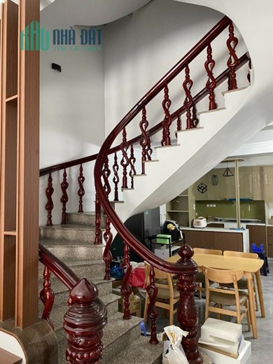 Bán nhà phố An Đà, diện tích 81m 4 tầng sân cổng, ô.tô tận cửa GIÁ 5.2 tỉ