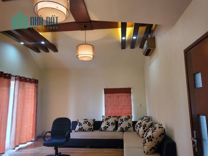 Bán Biệt Thự Mê Linh 180m 3 tầng vị trí cực đẹp GIÁ 9.8 tỉ ngay gần Cầu Rào