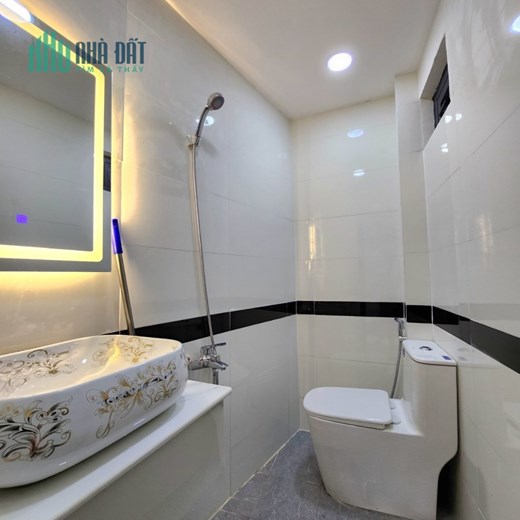 Nhà bán Hưng Phú Quận 8 2 tầng BTCT gần mặt tiền Hẻm ba gác 40m2 chỉ 4 tỷ nhỉnh