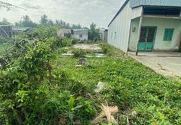 Đất nhánh Nguyễn Văn Nhị phường Vĩnh Lợi thông ra Lê Minh Xuân Diện