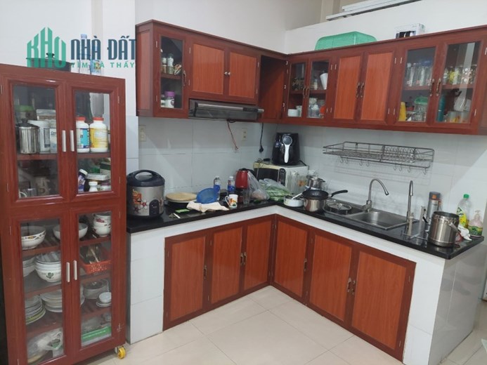 Nhà bán 3 tầng BTCT HXH Ba Tháng Hai Quận 11 38m2 kinh doanh chỉ 6 tỷ nhỉnh