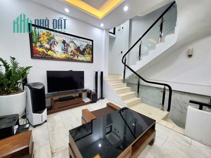 Bán nhà riêng phố Nhân Hòa Nhân Chính 42m 5 tầng  mặt tiền 5m ngõ thông gần ô tô ở ngay nhỉnh 6 tỷ