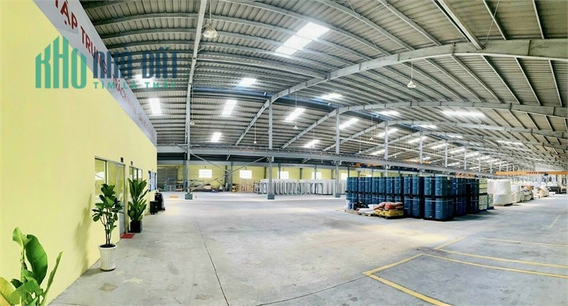 Nhà Xưởng, Showroom trưng bày sản phẩm, có sẵn 2 cẩu trục, 1 biệt thự 2 lầu, trạm điện riêng