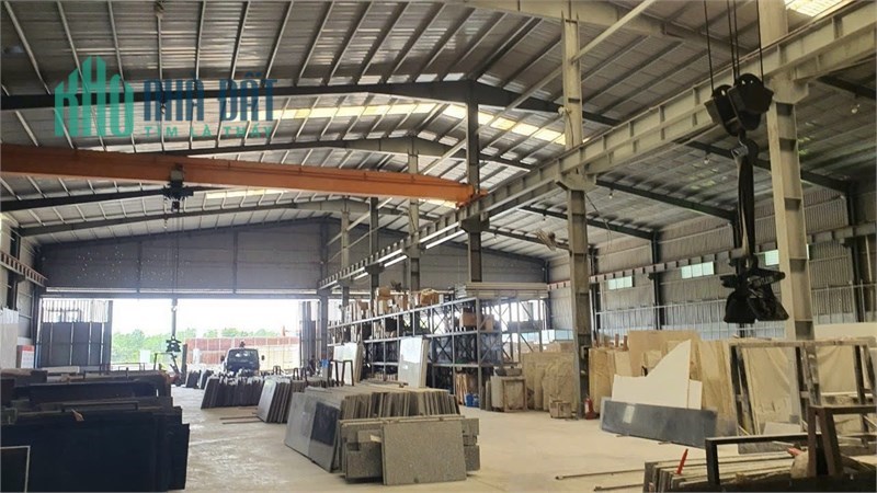 Nhà Xưởng, Showroom trưng bày sản phẩm, có sẵn 2 cẩu trục, 1 biệt thự 2 lầu, trạm điện riêng