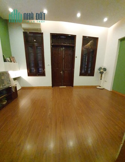 BÁN NHÀ GIÁP BÁT, KIM ĐỒNG 56 M2 4T NGÕ RỘNG. SĐCC Chỉ 3.9x TỶ