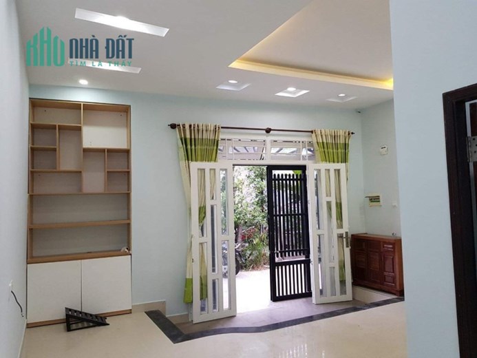 Bán nhà HXH ( 5x14)  Lê Văn Việt. Nhà đẹp 2 tầng  ở liền, chỉ nhỉnh 60tr/m2