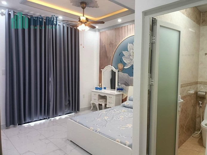 BÁN NHÀ 4 TẦNG - 4PN - NGANG BỀ THẾ 6M - ĐỐI DIỆN VẠN PHÚC CITY - 144M2 - HƠN 8 TỶ