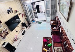 Bán nhà đẹp hxh khu Bàu Cát Tân Bình, 3 Tầng btct, sát mặt tiền nhỉnh 6 tỷ xíu còn tl tốt