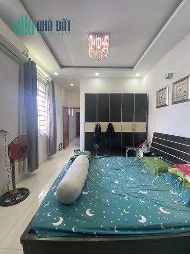 Cần bán mặt tiền kinh doanh Gò Xoài Bình Tân 5 tầng 80m2 chỉ 9,6 tỷ TL.