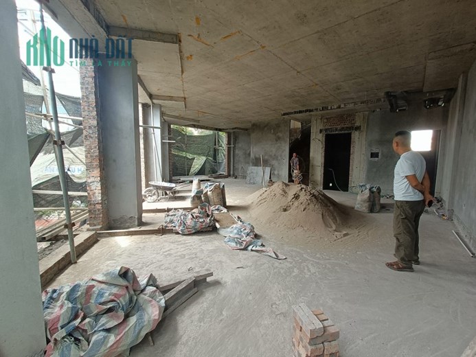 CHO THUÊ MẶT BẰNG KD TẠI KHU ĐẤU GIÁ TỨ HIỆP 110M2, TẦNG 1 VÀ 2, GIÁ 75 TRIỆU/THÁNG.