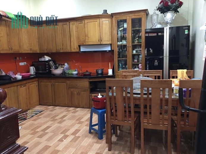 Bán nhà Sài Đồng, Dân xây, Ô tô tránh, 52m2, 4T, chỉ nhĩnh 6 tỷ.