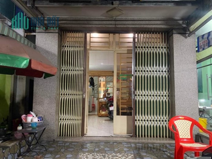 NHÀ 4 Tầng Mặt Tiền Kinh Doanh TRƯỚC CHỢ NHỊ THIÊN ĐƯỜNG  Q8  Giá 6tỷ Thông tứ tung